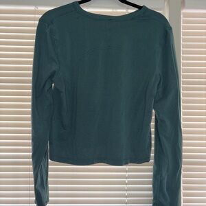 Lululemon Women's Teal Long Sleeve Top